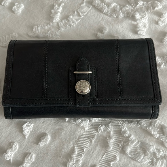 Coach Handbags - Coach wallet